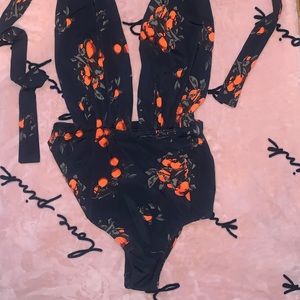 Cocoship, XL, black with red roses